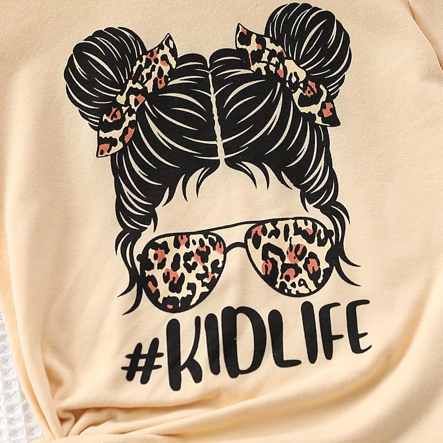1759516394_Kids-Toddler-Girl-Clothes-Letter-Print-Graphic-Top-Leopard-Print-Flare-Leg-Pants-2PC-Summer-Clothing-Set.jpg Kids Toddler Girl Clothes Letter Print Graphic Top + Leopard Print Flare Leg Pants 2PC Summer Clothing Set - Image 6