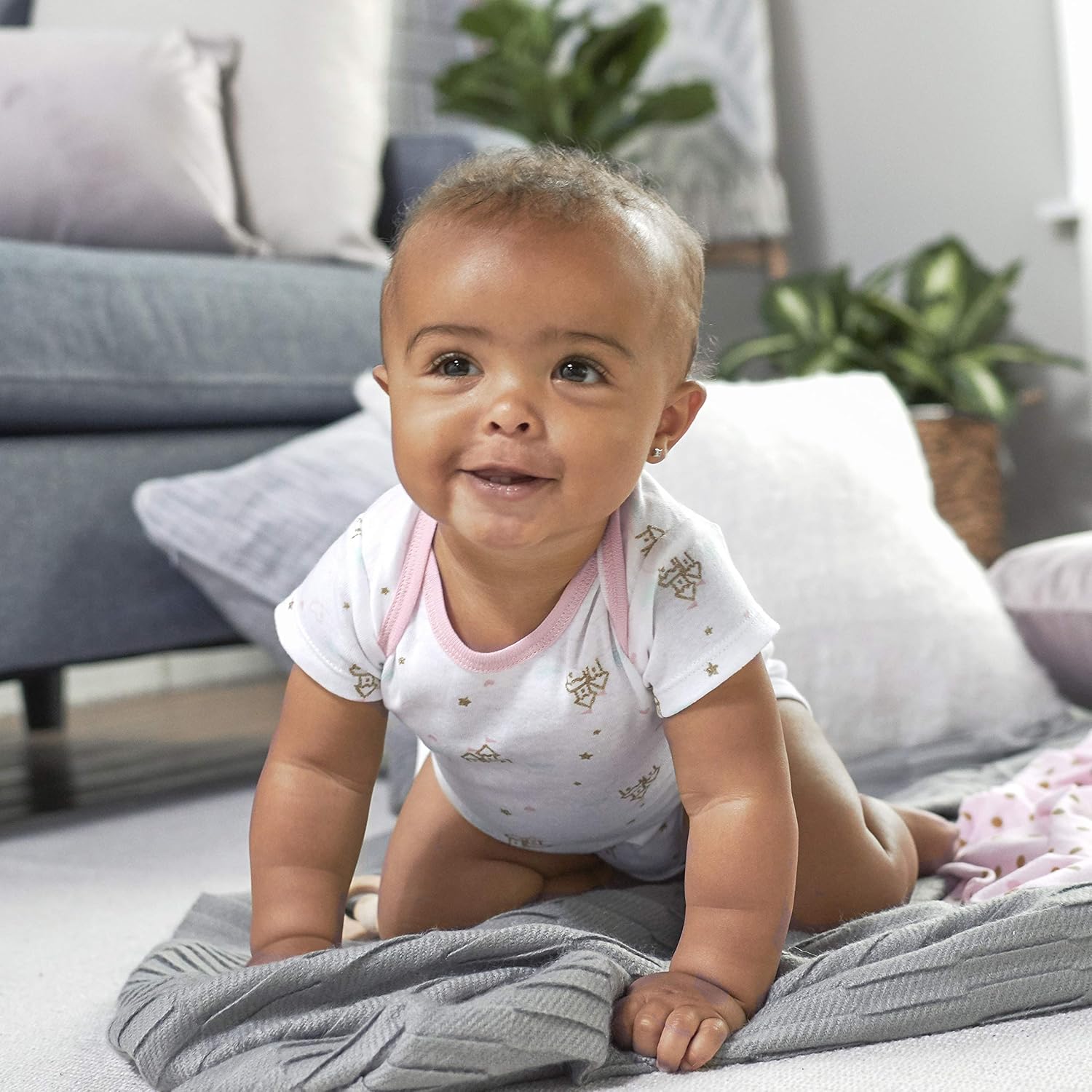 1759517560_Gerber-baby-girls-5-pack-Short-Sleeve-Variety-Onesies-Bodysuits.jpg Gerber baby-girls 5-pack Short Sleeve Variety Onesies Bodysuits - Image 5