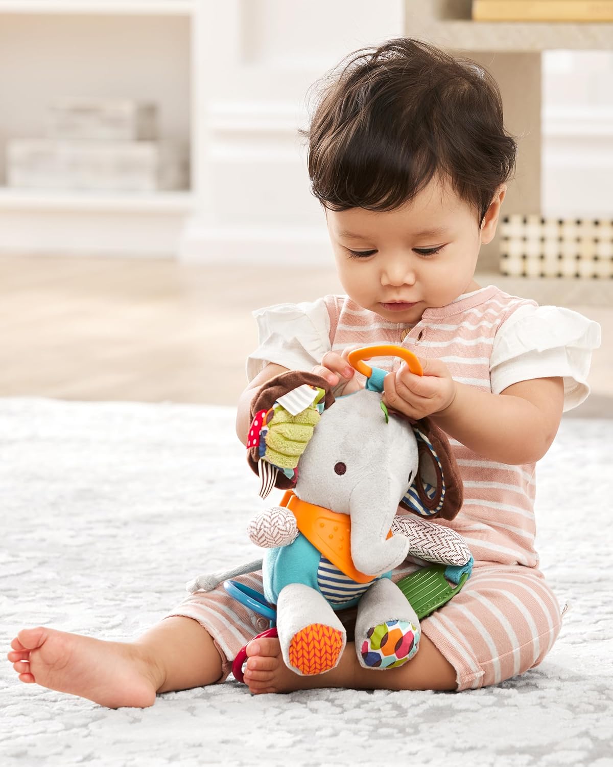 1759777223_Skip-Hop-Bandana-Buddies-Baby-Activity-and-Teething-Toy-with-Multi-Sensory-Rattle-and-Textures-Elephant.jpg Skip Hop Bandana Buddies Baby Activity and Teething Toy with Multi-Sensory Rattle and Textures, Elephant - Image 8