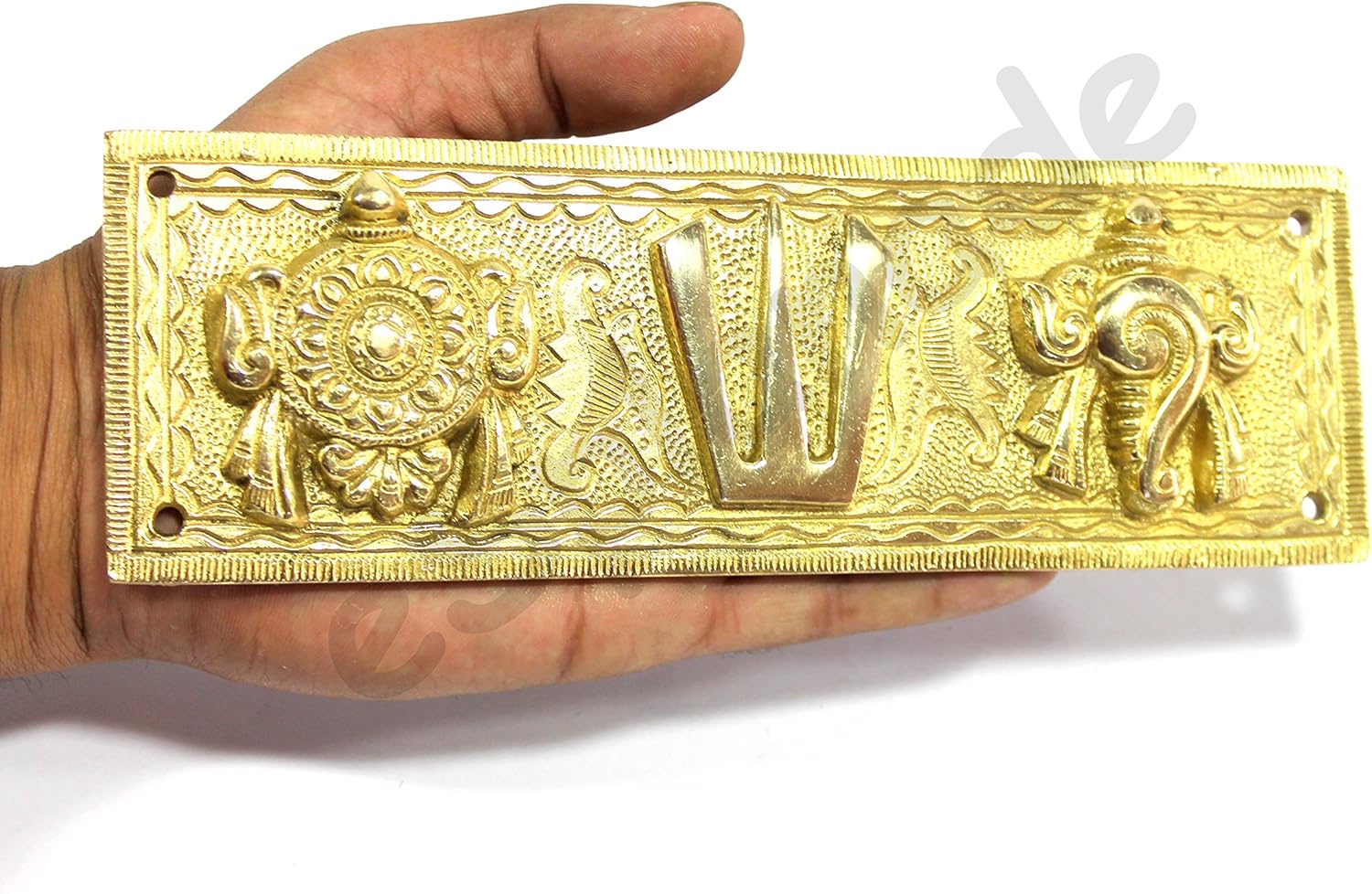 1759954887_eSplanade-Brass-Shankh-Chakra-Namah-Showpiece-Shankha-Chakra-Tilak-Shankha-Gada-Padma-Padmanabha-Swami-Vishnu-Home-Decor-8-Inches.jpg eSplanade Brass Shankh Chakra Namah Showpiece | Shankha Chakra Tilak | Shankha Gada Padma | Padmanabha Swami | Vishnu | Home Decor (8 Inches) - Image 6
