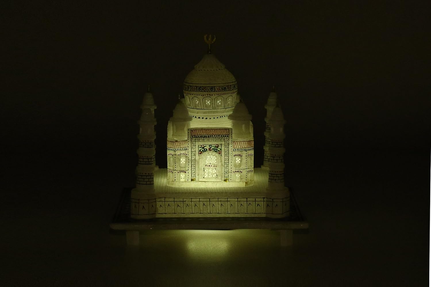 1760651236_Carry-Me-Indian-White-Marble-Handmade-Agra-Taj-Mahal-Replica-Model-with-Colourful-Painting-6-INCH.jpg Carry Me Indian White Marble Handmade Agra Taj Mahal Replica Model with Colourful Painting (6 INCH) - Image 7