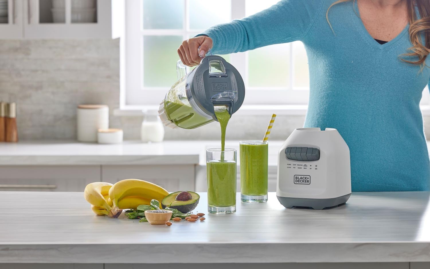 1761255506_BLACKDECKER-750W-Ice-Crushing-Blender-56oz-PerfectPour-Jar-6-Tip-Stainless-Steel-Blade-8-Speeds-Pulse-White.jpg BLACK+DECKER 750W Ice Crushing Blender, 56oz PerfectPour Jar, 6-Tip Stainless Steel Blade, 8 Speeds + Pulse, White - Image 6
