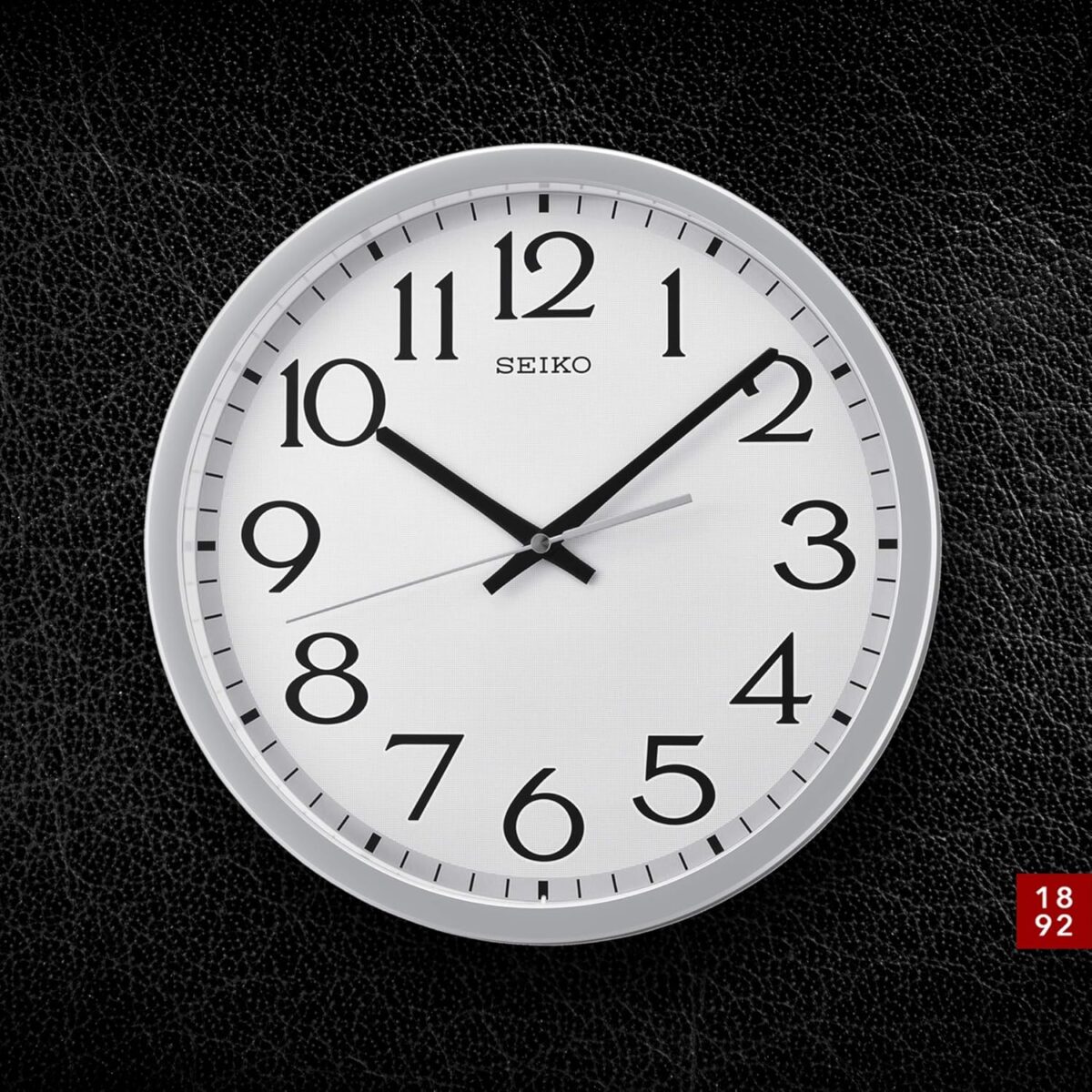 Seiko 12 Inch Easy Read Numerals Wall Clock with Quiet Sweep Second Hand - Image 4