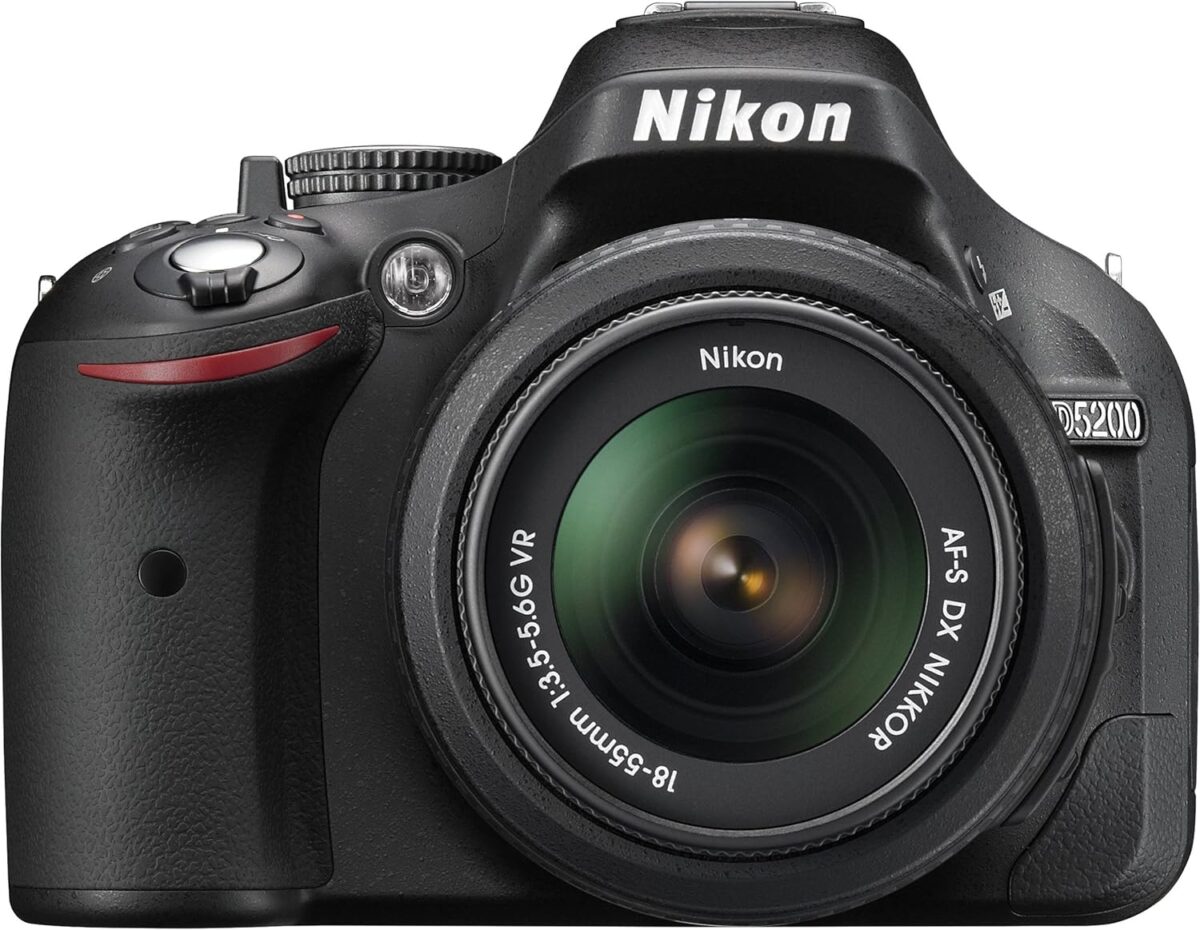 Nikon D5200 24.1 MP CMOS Digital SLR with 18-55mm f/3.5-5.6 AF-S DX VR NIKKOR Zoom Lens (Black) - Image 2